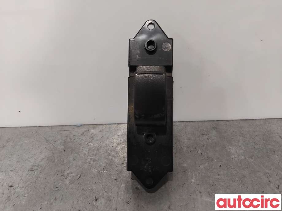 Bryter ruteheis til Mitsubishi Outlander, 2010-2012 (Type II, Fase 2)  (MITSUBISHI|8608A182)