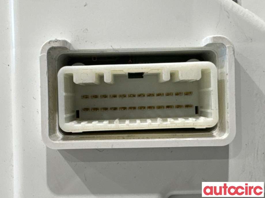 Instrumentpanel til Mitsubishi Outlander 2015-->> (Type III, Fase 2)  (MITSUBISHI|8100C543|MM0059-354)