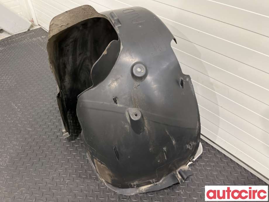 Skjerm locari høyre foran til Peugeot 208 2012-2019 (Type I)  (PEUGEOT|9673768780|)