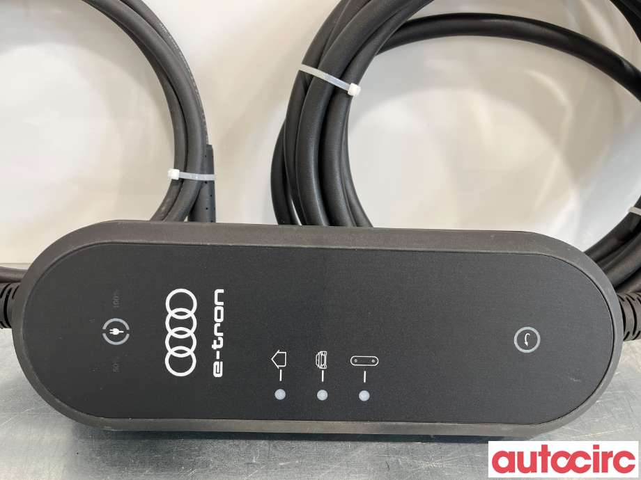 Batterilader kabel til Audi e-tron 2018-->> (AUDI|V04017001DF||8V4971675AN)