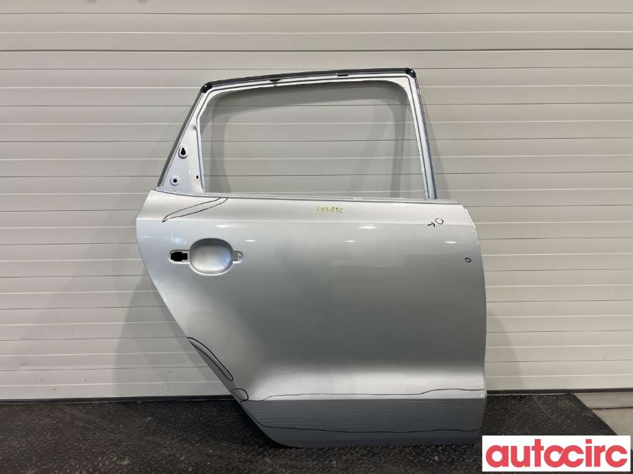 Dør høyre bak til VW Polo 2009-2014 (Type V, Fase 1) (VOLKSWAGEN|6R4833056J)