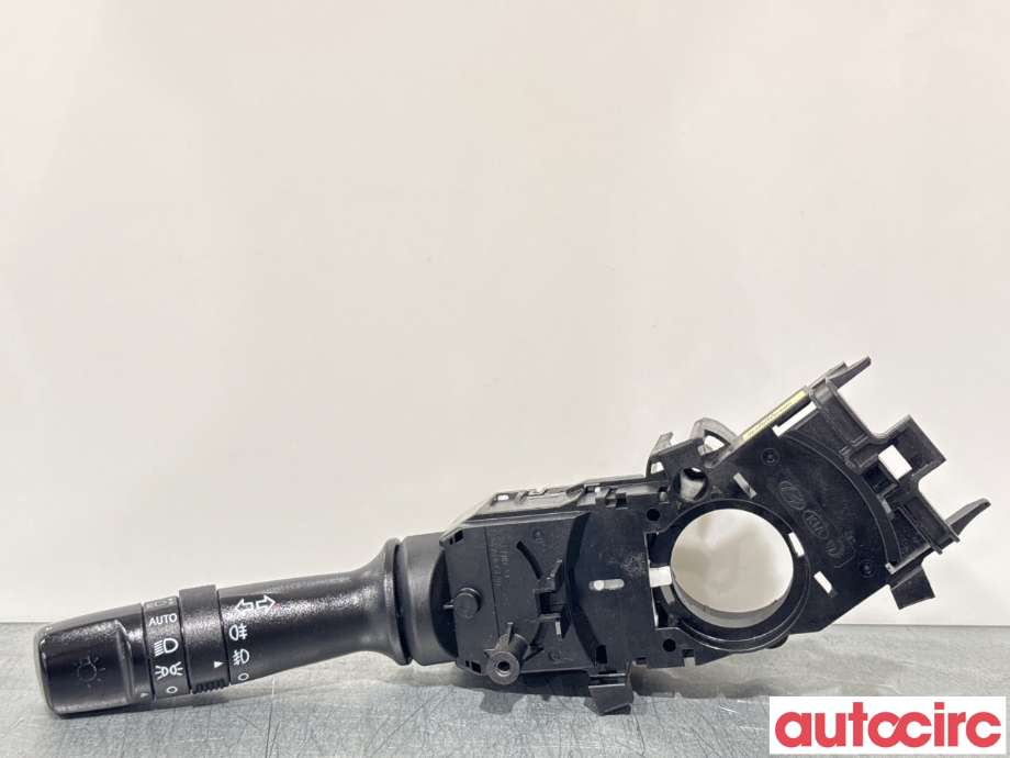 Bryter blink til Kia Soul, 2014-2019 (Type II)  (KIA|93410B2631)