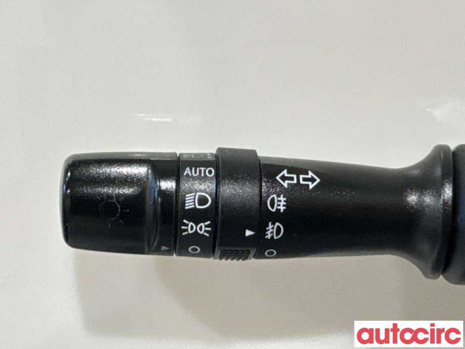 Bryter blink til Kia Soul 2014-2019 (Type II) (KIA|93410B2631|)