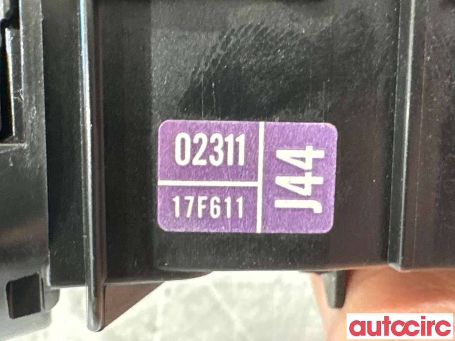 Bryter blink til Toyota Auris 2010-2012 (Type I, Fase 2) (TOYOTA|8414002311||8414042101)