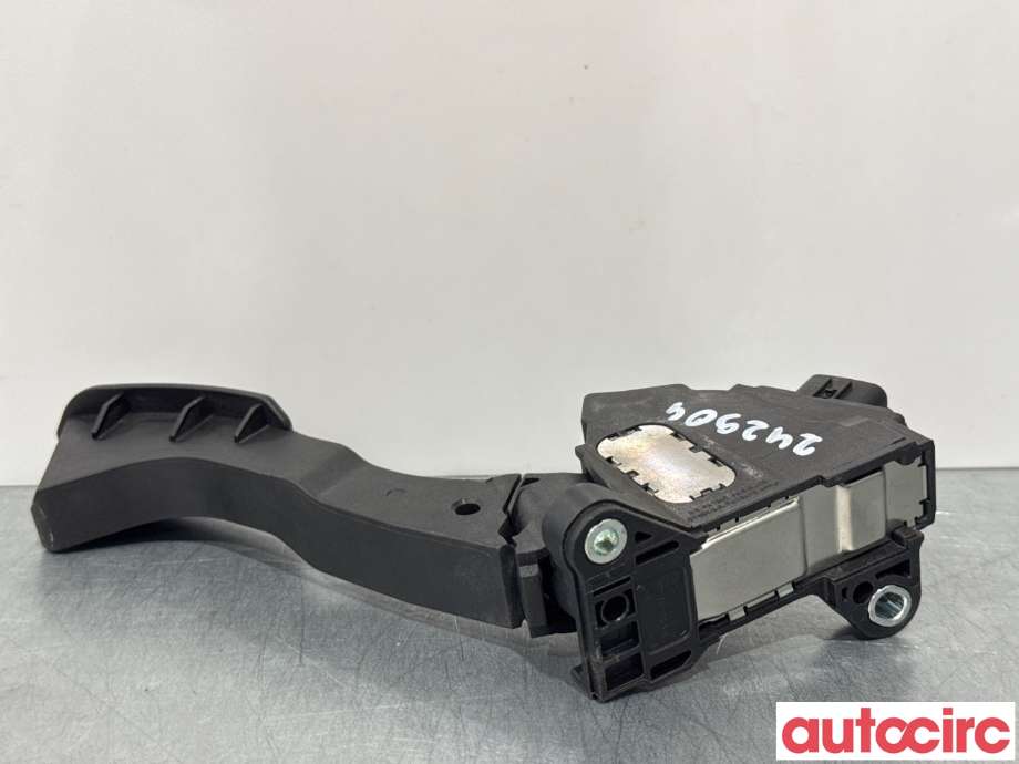 Pedal gass til Toyota Auris 2010-2012 (Type I, Fase 2) (TOYOTA|7811002012||781100F010)