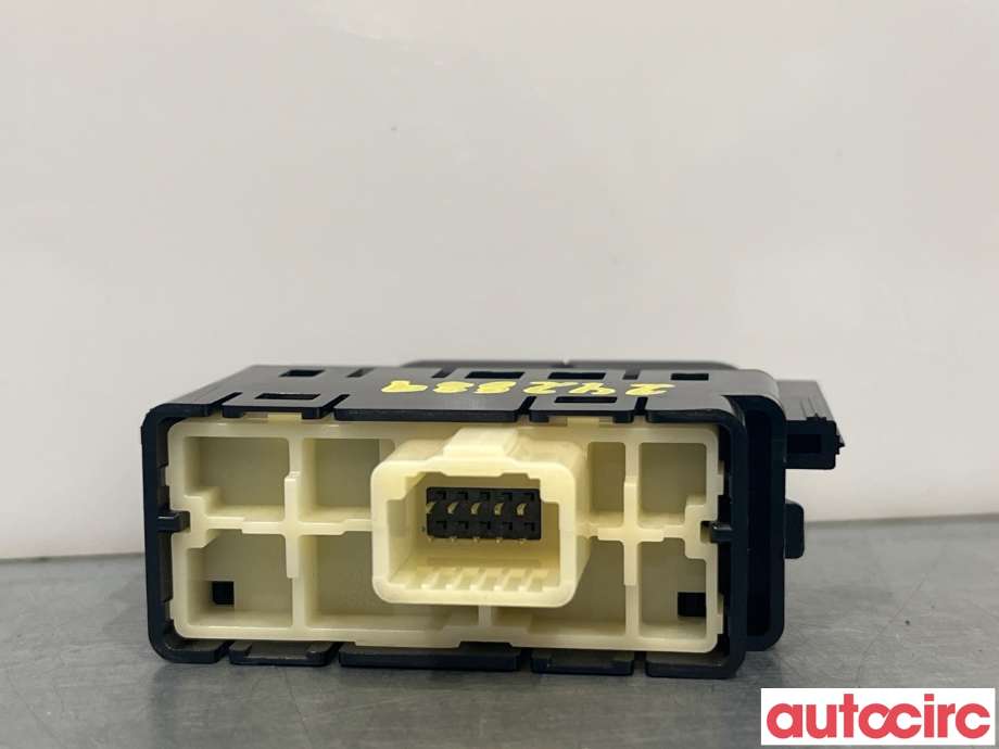 Bryter diverse til Toyota Prius 2016-2023 (Type IV) (combi) (combi) (TOYOTA|8401047490|)