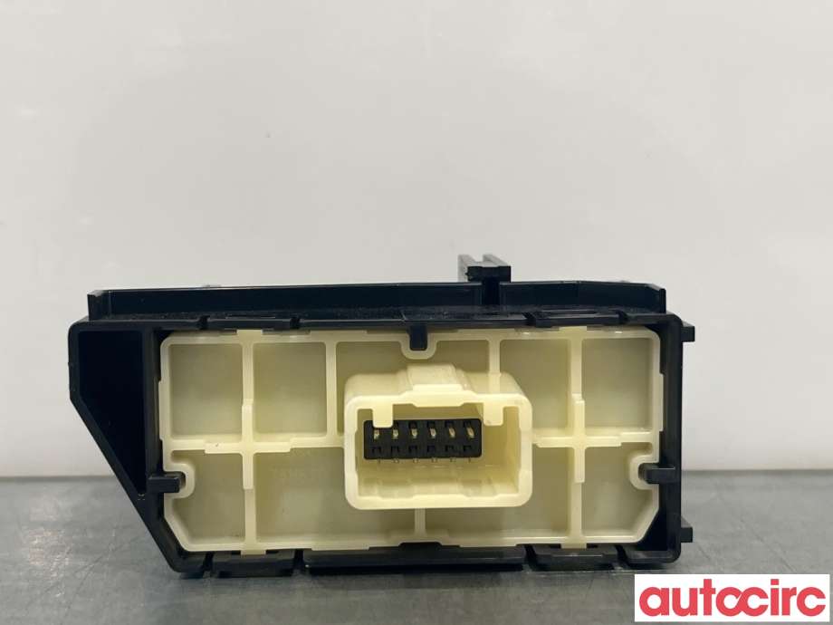 Bryter diverse til Toyota Prius 2016-2023 (Type IV) (combi) (combi) (TOYOTA|8401047410|)