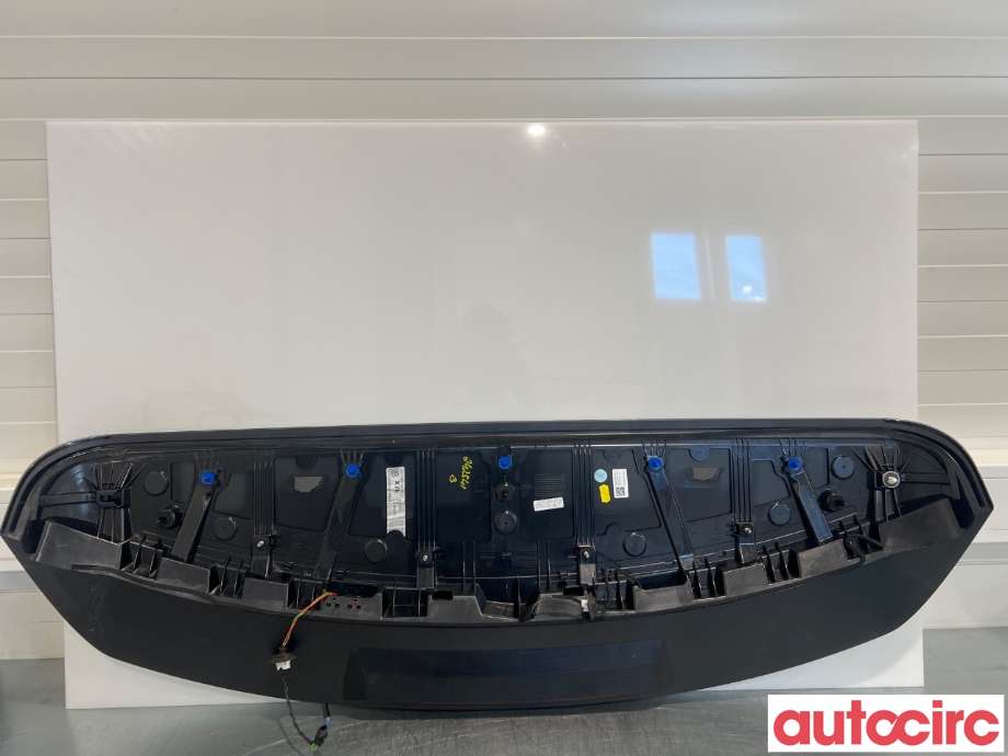 Spoiler bakluke til Audi e-tron 2018-->> (AUDI|4KE827933|)