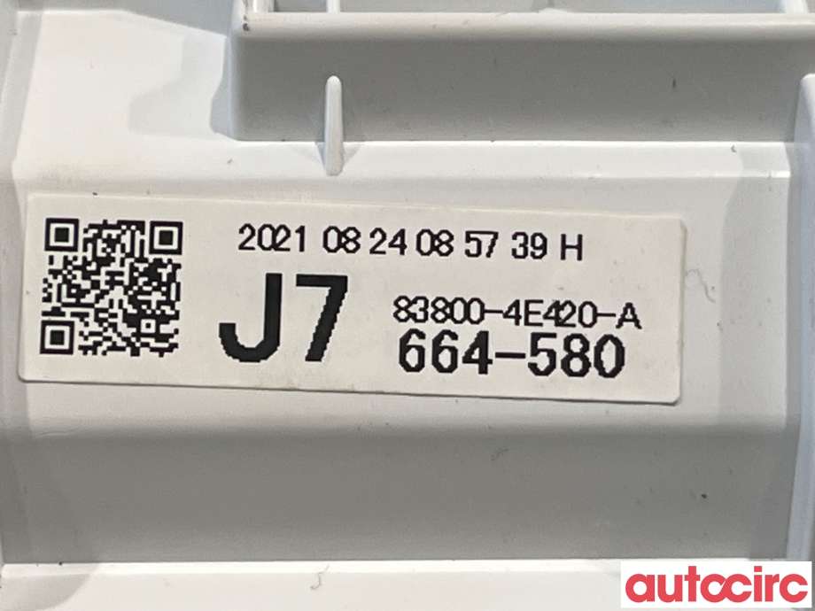 Instrumentpanel til Toyota Prius 2016-2023 (Type IV) (combi) (combi) (TOYOTA|8382147L20|83800-4E420-A)