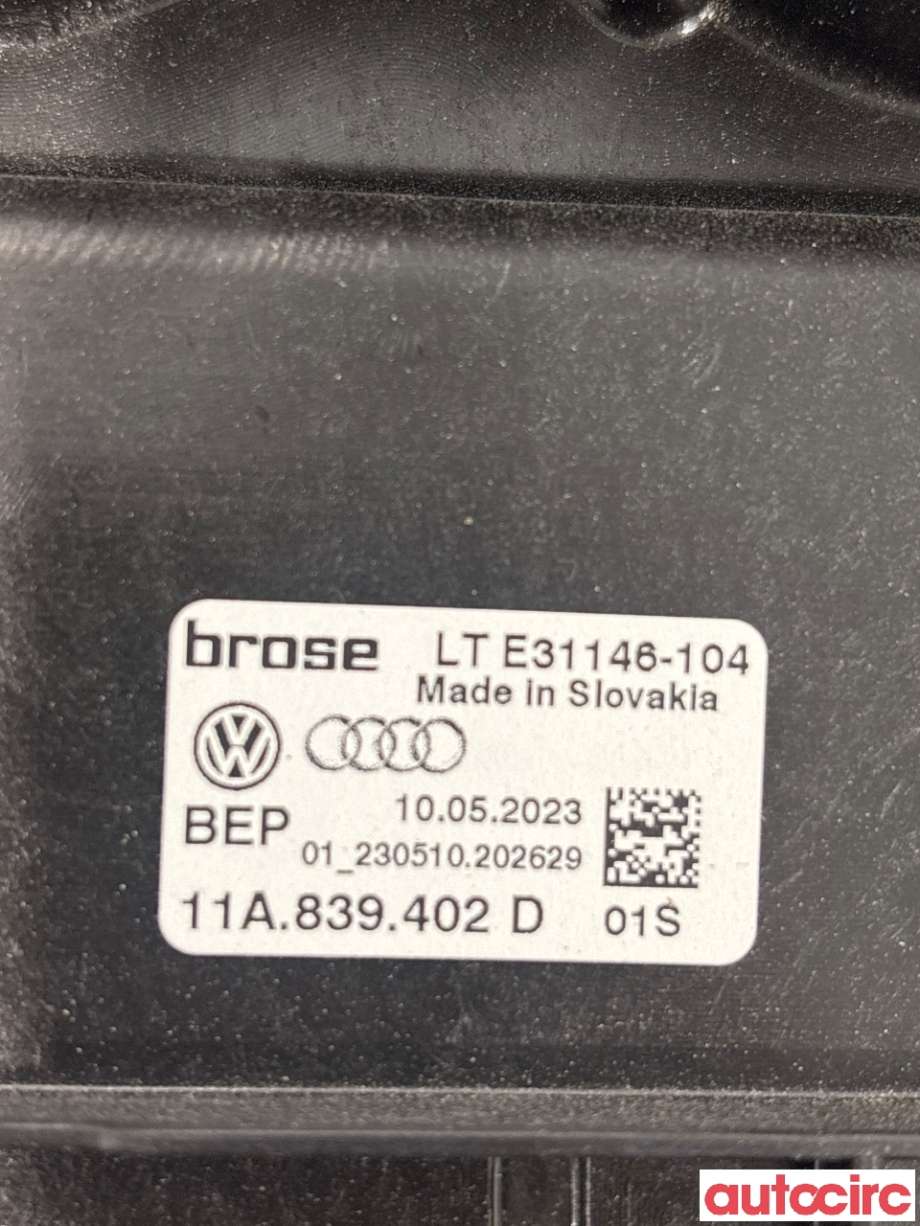 Ruteheis til VW ID.4 2020-->>  (VOLKSWAGEN|11A839462B||11A839402D)
