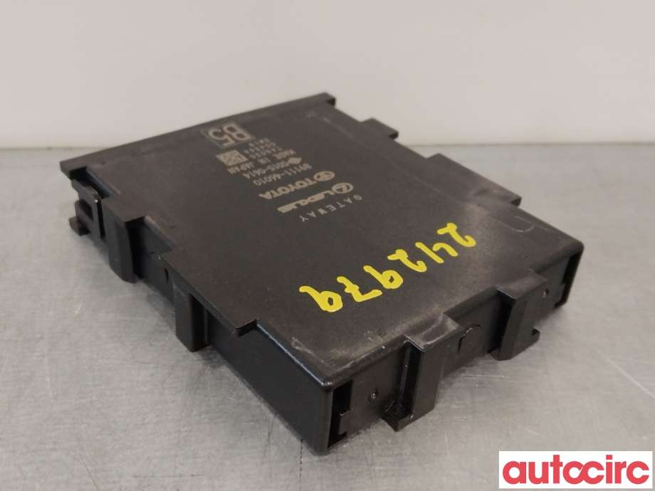 Diverse deler til Toyota bZ4X 2022-->>  (TOYOTA|8911146030|8911146010)
