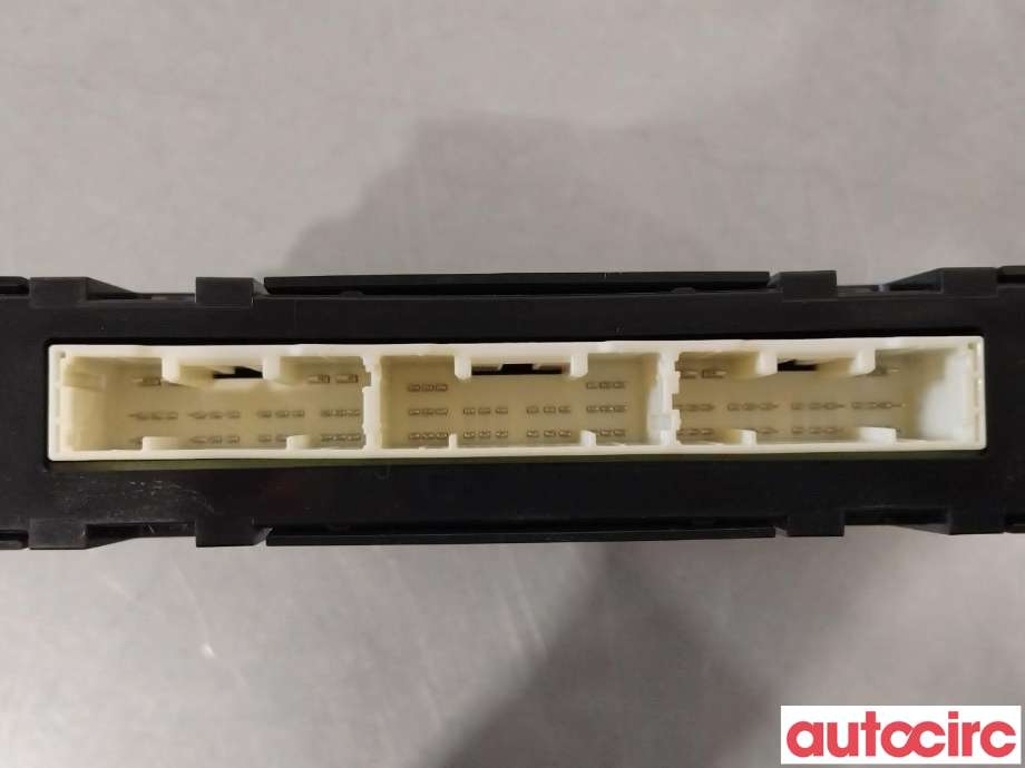Styreenhet klima/aircondition til Toyota bZ4X 2022-->>  (TOYOTA|886B042060)