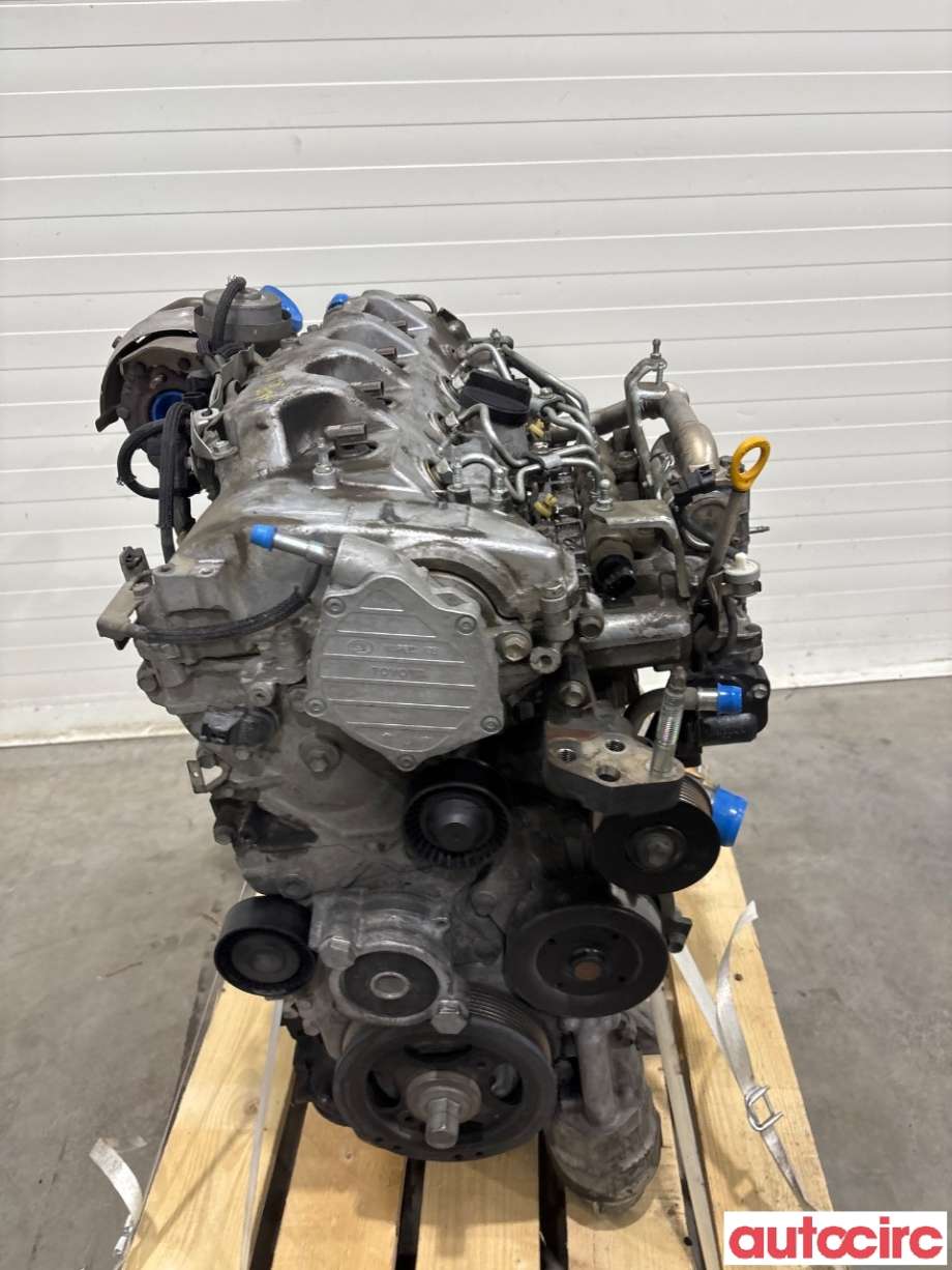 Motor diesel til Toyota RAV4 2006-2009 (Type III, Fase 1)  (TOYOTA|1900026560|2AD-FTV|)