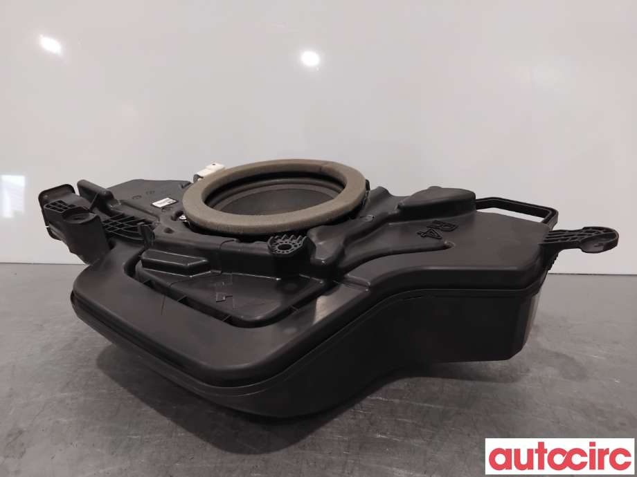 Bilstereo høyttaler til Toyota RAV4 2016-2019 (Type IV, Fase 2)  (TOYOTA|861500R030|)