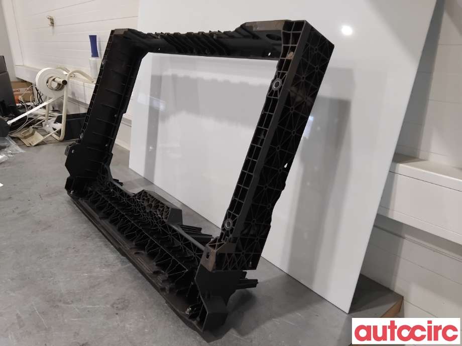 Frontplate øvre til BYD Tang 2020-->>  (BYD|ST-5301291|)