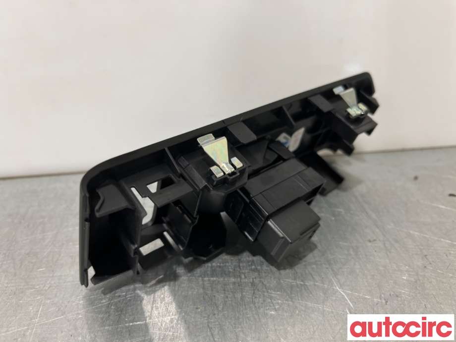 Bryter ruteheis til Volvo XC40 2018-2024  (VOLVO|31456060|)