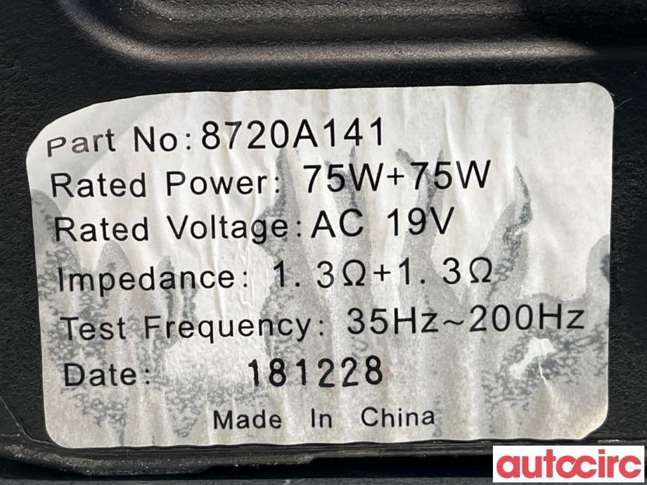 Bilstereo høyttaler til Mitsubishi Outlander 2015-->> (Type III, Fase 2)  (MITSUBISHI|8720A141|)