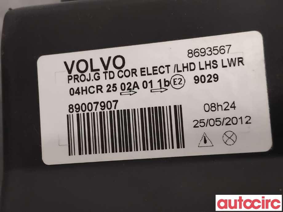Frontlykt venstre halogen til Volvo V70 2000-2004 (Type II, Fase 1)  (VOLVO|8693567|89007907)