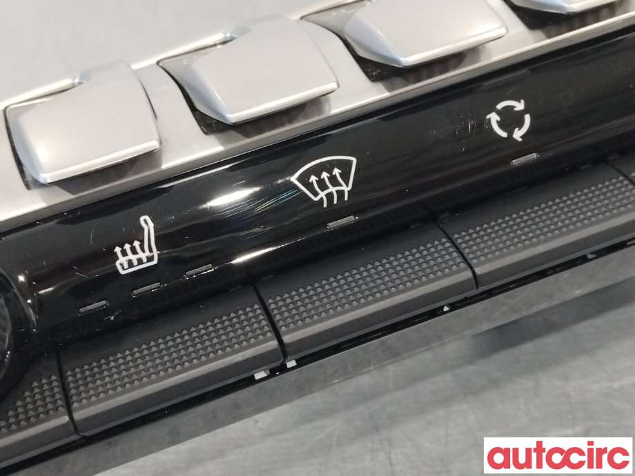 Varmeapparat betjening til Peugeot 3008 2016-->> (Type II)  (PEUGEOT|98249154DX)