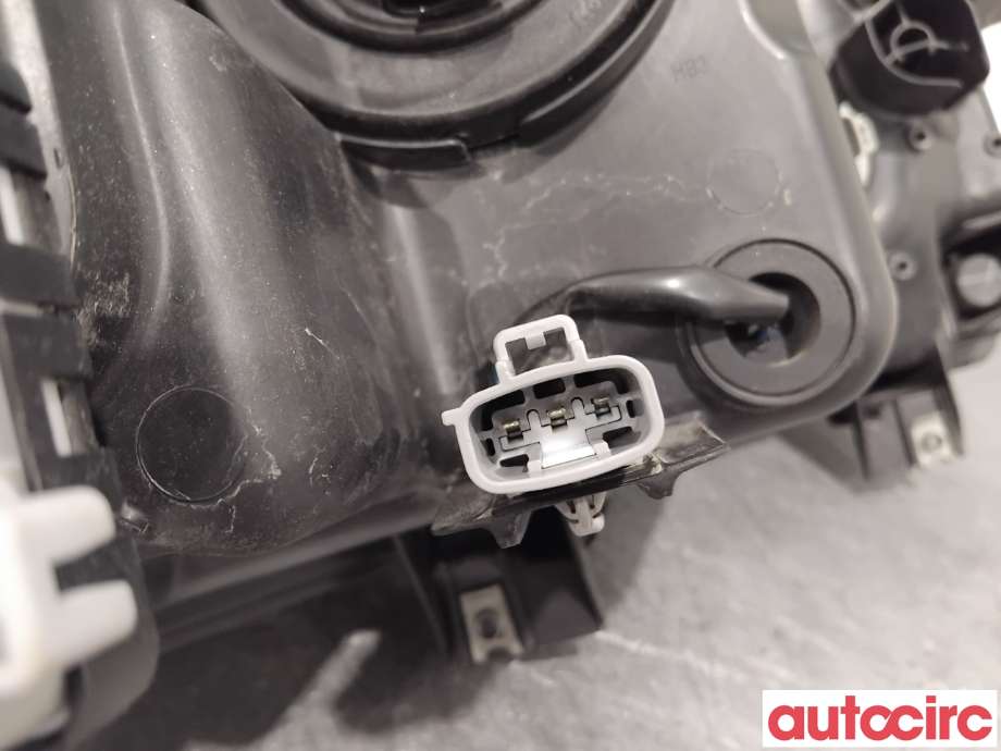 Frontlykt venstre halogen til Suzuki Vitara 2015-->> (Type IV) (SUZUKI|35120-54P50|100-18095|)