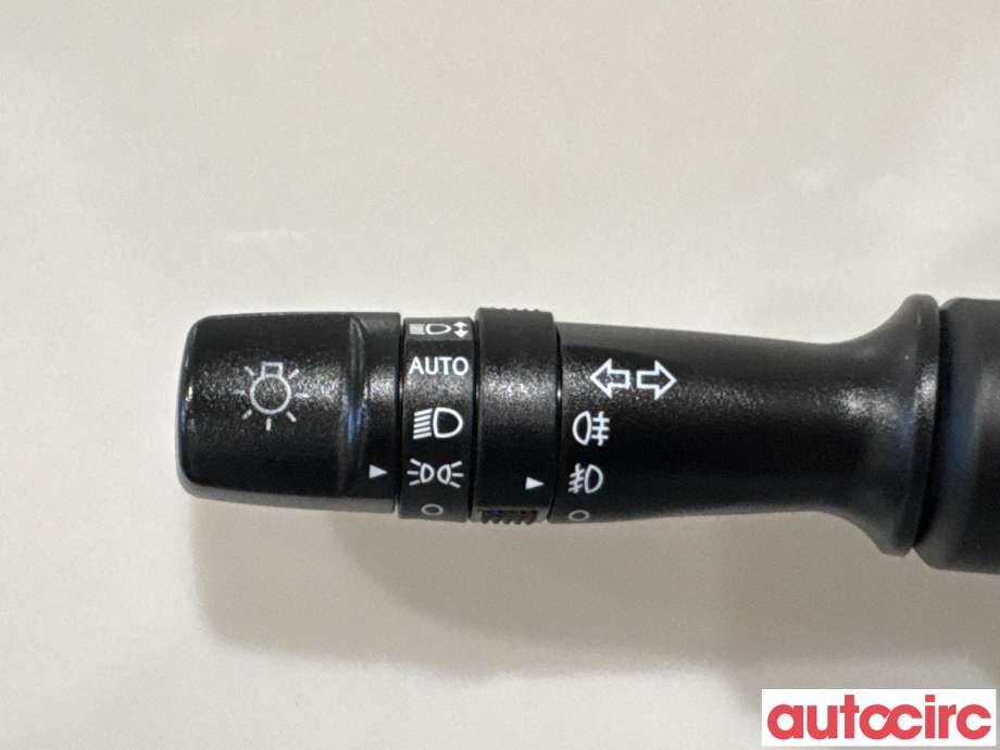 Bryter blink til Kia Soul 2014-2019 (Type II)  (KIA|934103S631|)