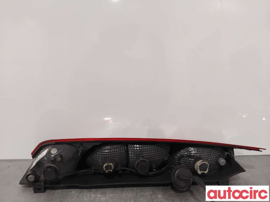 Baklykt høyre til Ford Transit Connect 2013-2018 Type II, Fase 1  (FORD|2390058|90019013|DT1113404AC)