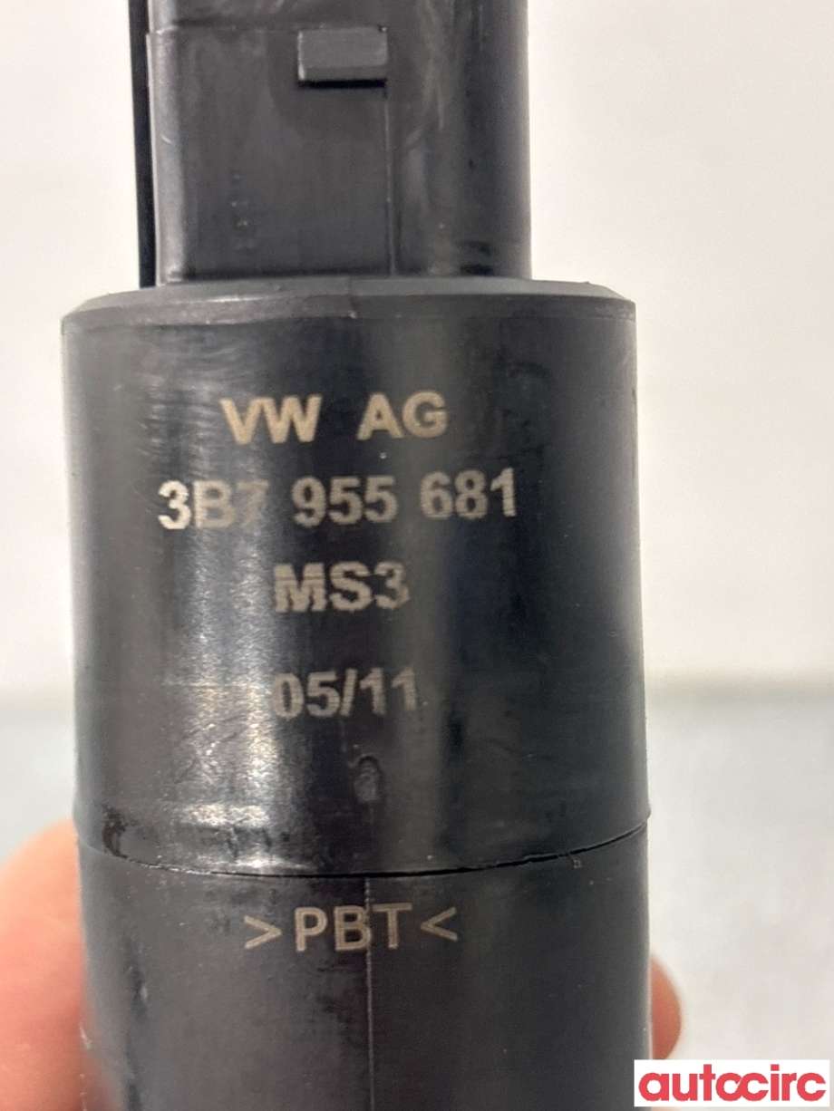 Spylerpumpe til VW Jetta 2011-->>  (VOLKSWAGEN|3B7955681)