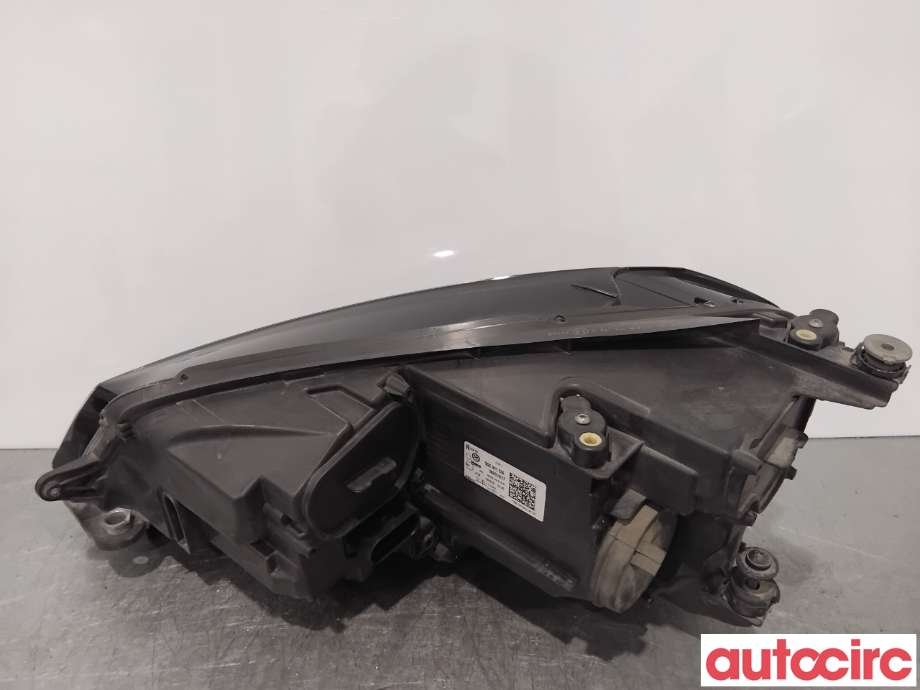 Frontlykt høyre halogen til VW e-Golf 2014-2017 (Fase 1) (VOLKSWAGEN|5GE941774|90051017|5GE941036)