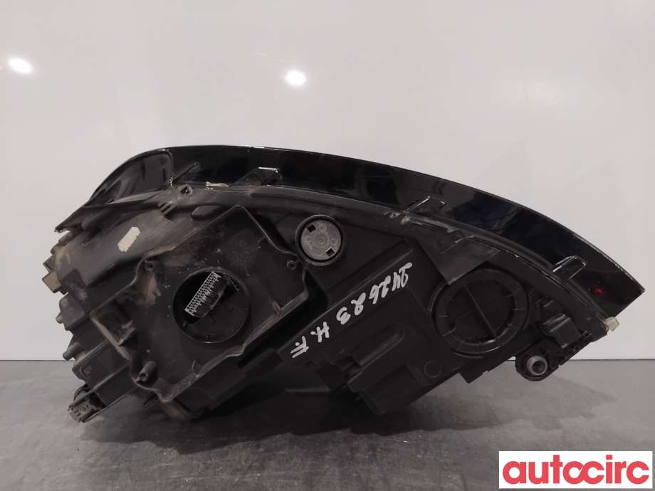 Frontlykt høyre halogen til VW e-Golf 2014-2017 (Fase 1) (VOLKSWAGEN|5GE941774|90051017|5GE941036)