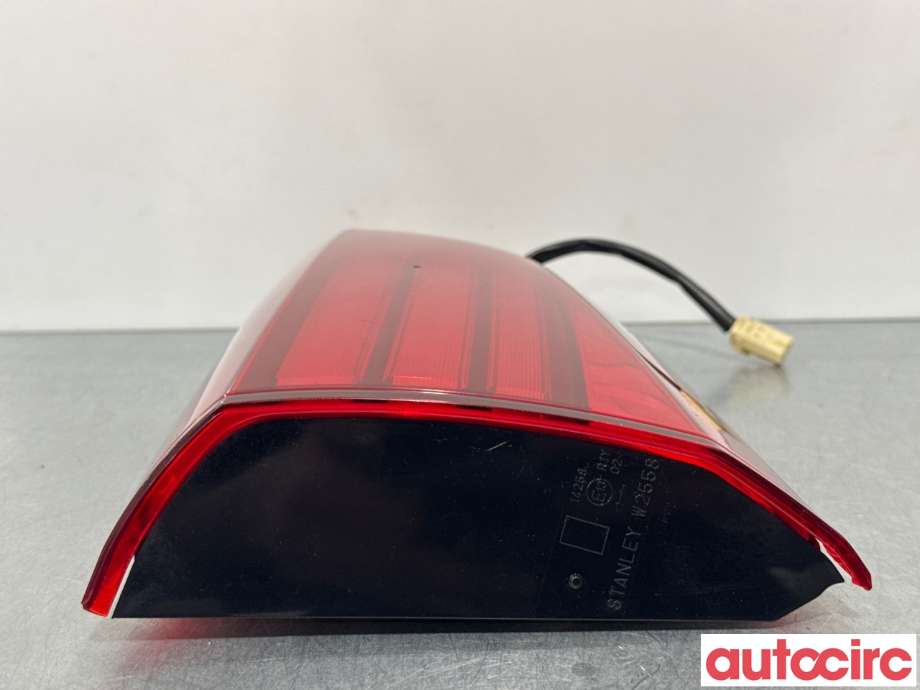 Baklykt venstre indre til Mitsubishi Outlander 2015-->> (Type III, Fase 2) (MITSUBISHI|8331A179|)