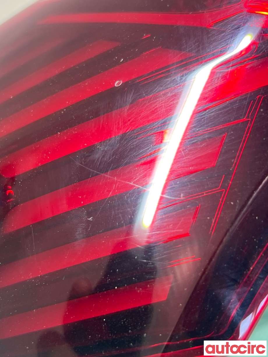 Baklykt venstre til Audi e-tron 2018-->> (AUDI|4KE945091D|4KE945091B)