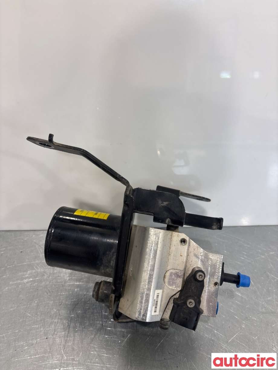 ABS sentral til Toyota bZ4X 2022-->>  (TOYOTA|586204U500||58600-E4001)