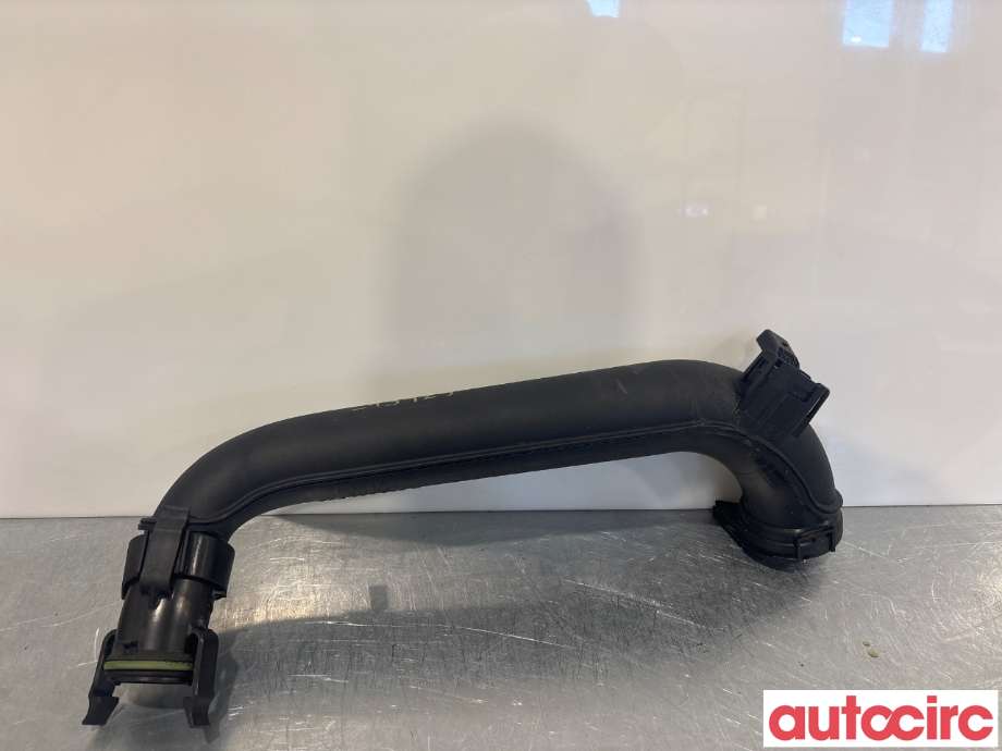 Turbo rør til VW Golf VII, 2012-2017 (Fase 1)  (VOLKSWAGEN|04E145673M)