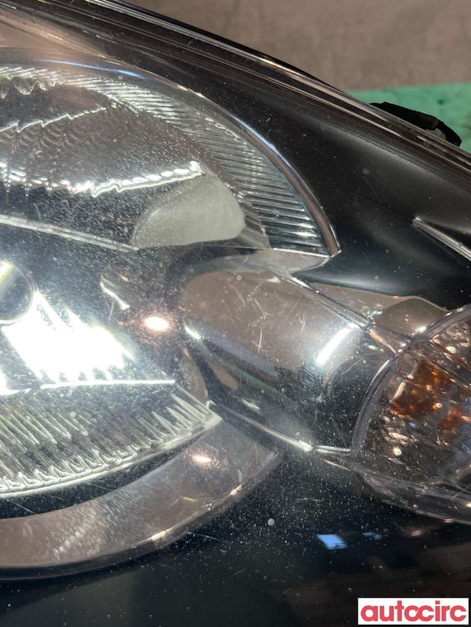 Frontlykt høyre halogen til Toyota Aygo 2005-2014 (Type I) (TOYOTA|811300H011|81110-0H070)