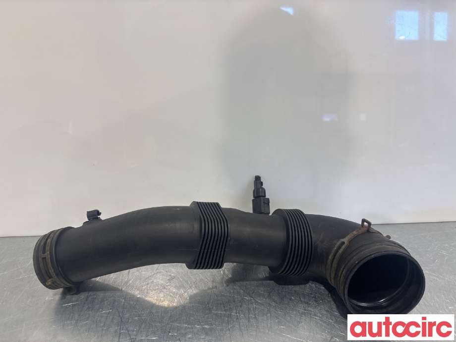 Luftslange innsug til VW Transporter / Caravelle 2003-2009 (Fase 1) (T5) (T5) (VOLKSWAGEN|7H0129615S|)