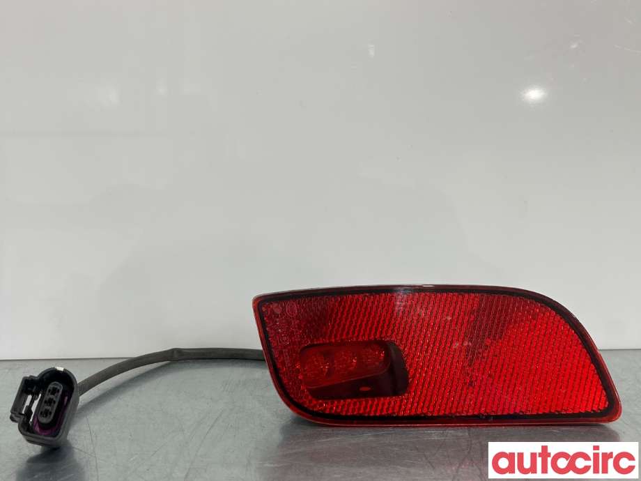 Baklykt fra støtfanger til VW ID.4, 2020-->>  (VOLKSWAGEN|11E945701)