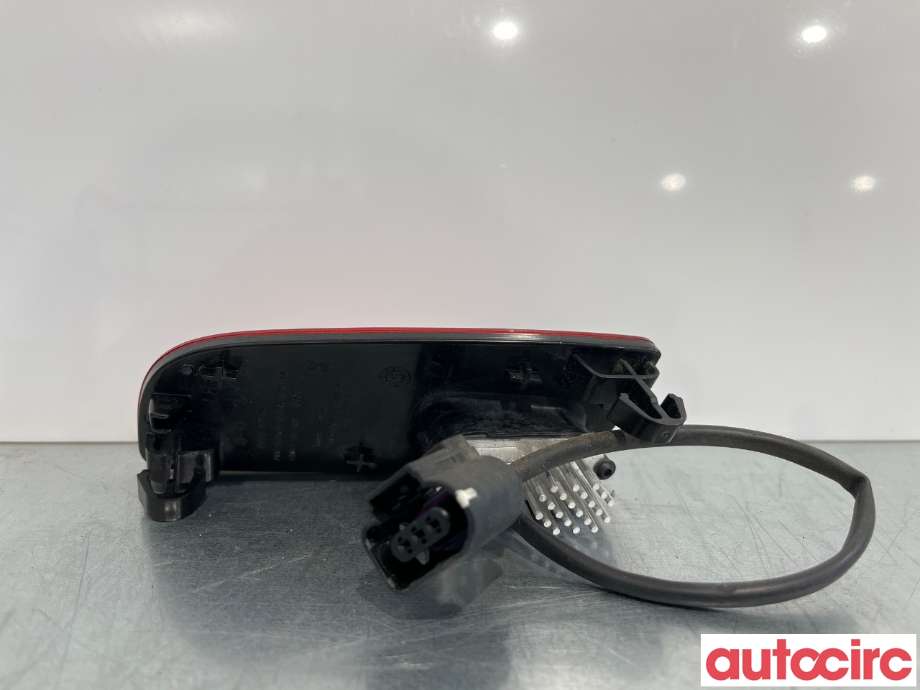 Baklykt fra støtfanger til VW ID.4 2020-->> (VOLKSWAGEN|11E945701|)