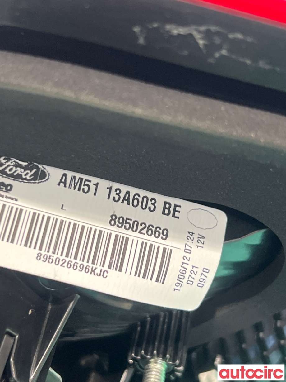 Baklykt venstre indre til Ford C-Max 2010-2015 (Type II, Fase 1)  (FORD|1767544|AM5113A603BE)