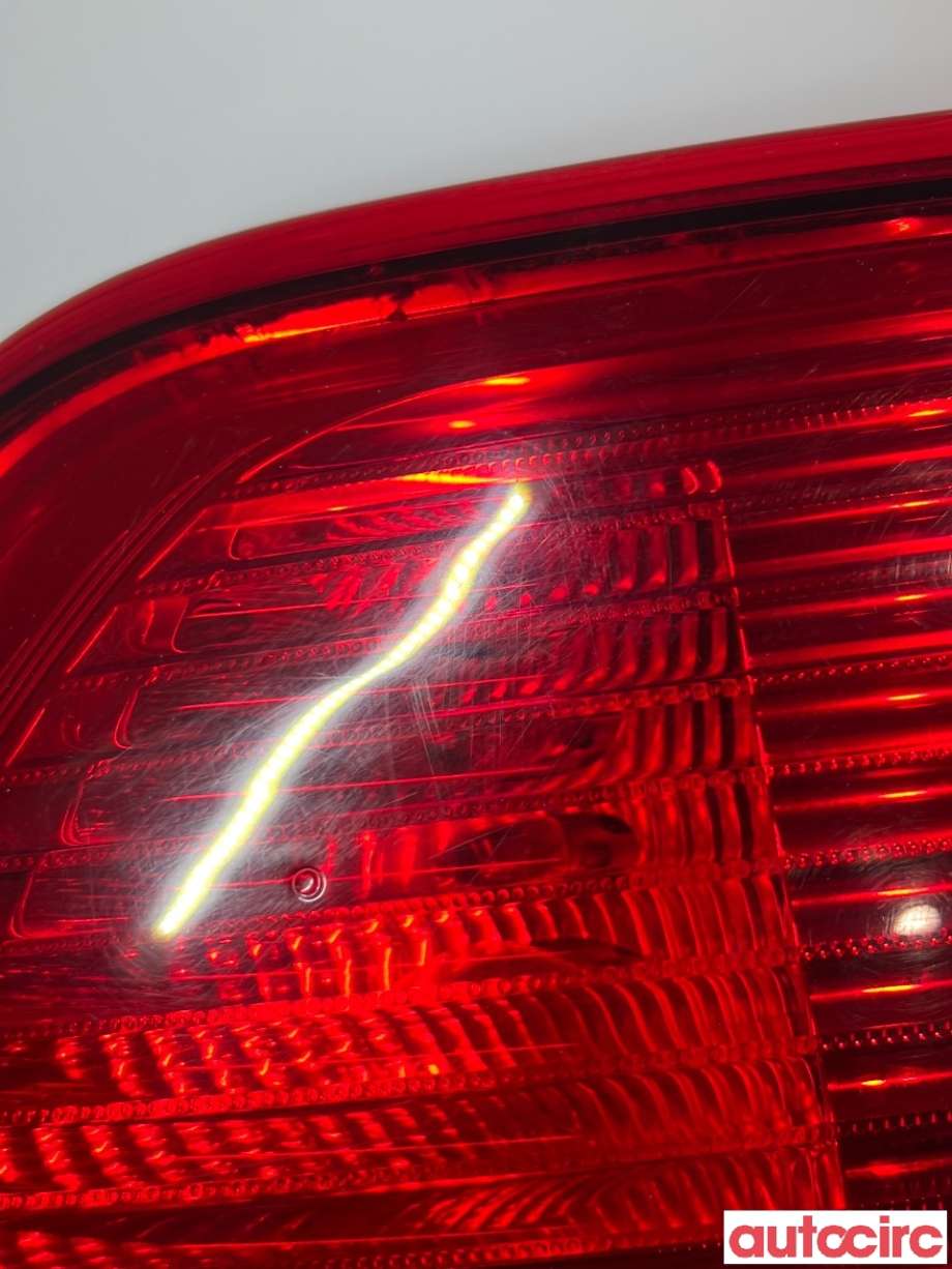 Baklykt venstre indre til Ford C-Max 2010-2015 (Type II, Fase 1)  (FORD|1767544|AM5113A603BE)