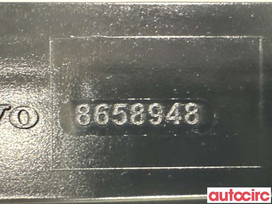 Baklykt bremselys bakrute til Volvo V70 2005-2007 (Type II, Fase 2)  (VOLVO|8658948|)