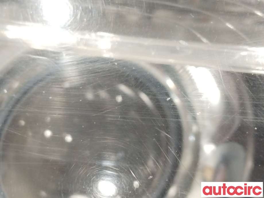 Frontlykt høyre halogen til Mitsubishi Outlander 2012-2015 (Type III, Fase 1) (MITSUBISHI|8301C204)