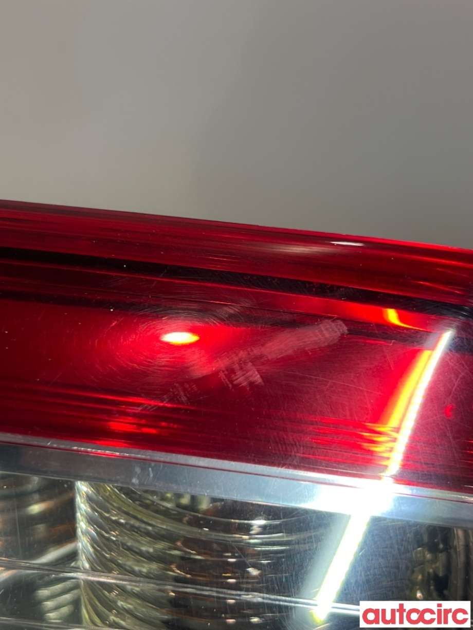 Baklykt høyre til Ford C-Max 2010-2015 (Type II, Fase 1) (FORD|1767526|AM51-13404-BF)
