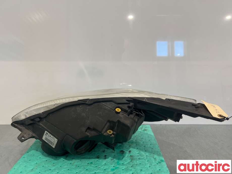 Frontlykt høyre halogen til Ford C-Max 2010-2015 (Type II, Fase 1)  (FORD|1787127|AM51-13W029-AE)