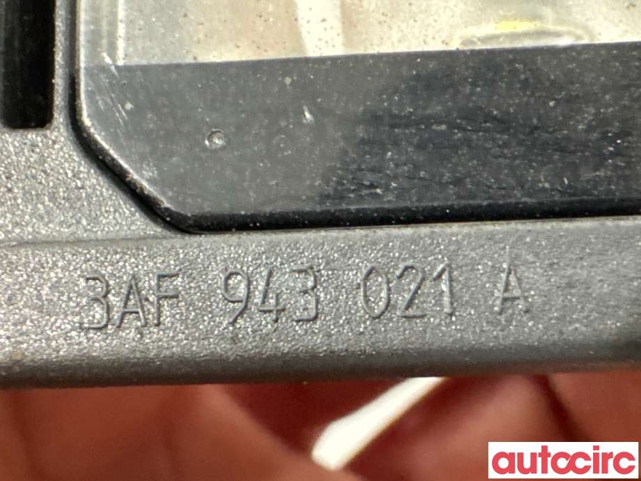 Skiltlys til VW Touran 2010-2015 (Type I, Fase 3)  (VOLKSWAGEN|3AF943021A|)