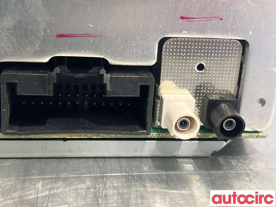 Bilstereo til Ford C-Max 2010-2015 (Type II, Fase 1) (FORD|2277323|AM5T-18C815-GG)