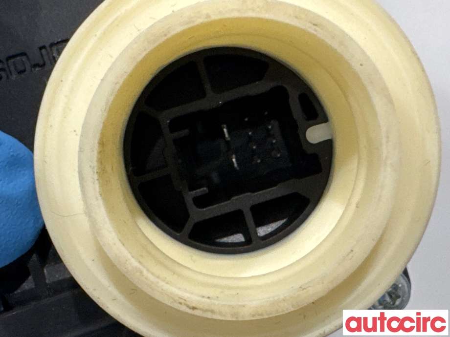 Ruteheis venstre bak til Toyota Auris 2010-2012 (Type I, Fase 2)  (TOYOTA|6984002390|AV262100-4351|85701-02010)