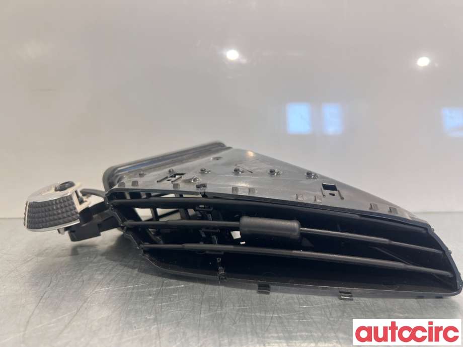 Dashbord friskluftdyse til Ford C-Max 2010-2015 (Type II, Fase 1)  (FORD|1910085|AM51-R014L20-CF3)