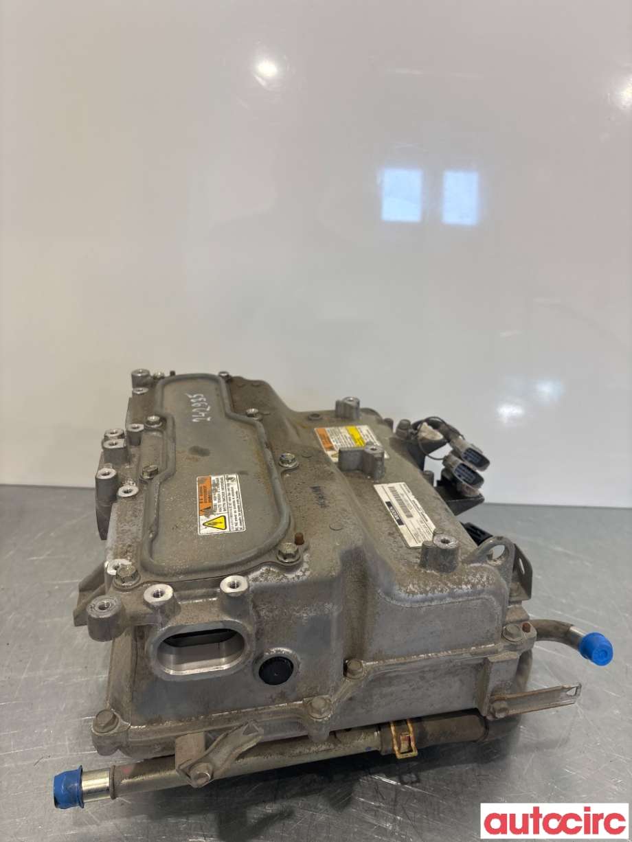 Inverter hybrid til Mitsubishi Outlander 2015-->> (Type III, Fase 2)  (MITSUBISHI|9410A099||9410A095)