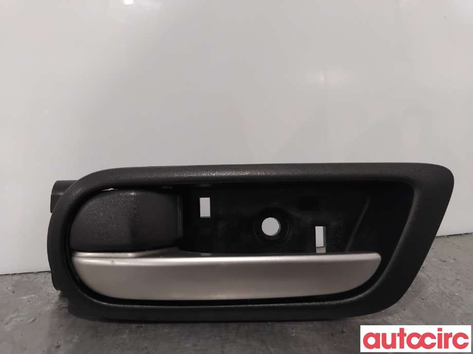 Dørhåndtak inv venst foran til Mazda 6, 2008-2010 (Type II, Fase 1)  (MAZDA|GSY3-59-330)