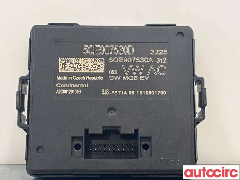 Diverse deler til Audi A3 2012-2016 (Type III, Fase 1) (AUDI|5QE907530D)